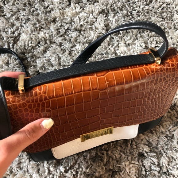 GiGi New York Abigail Crossbody Cognac Croco - Picture 8 of 8